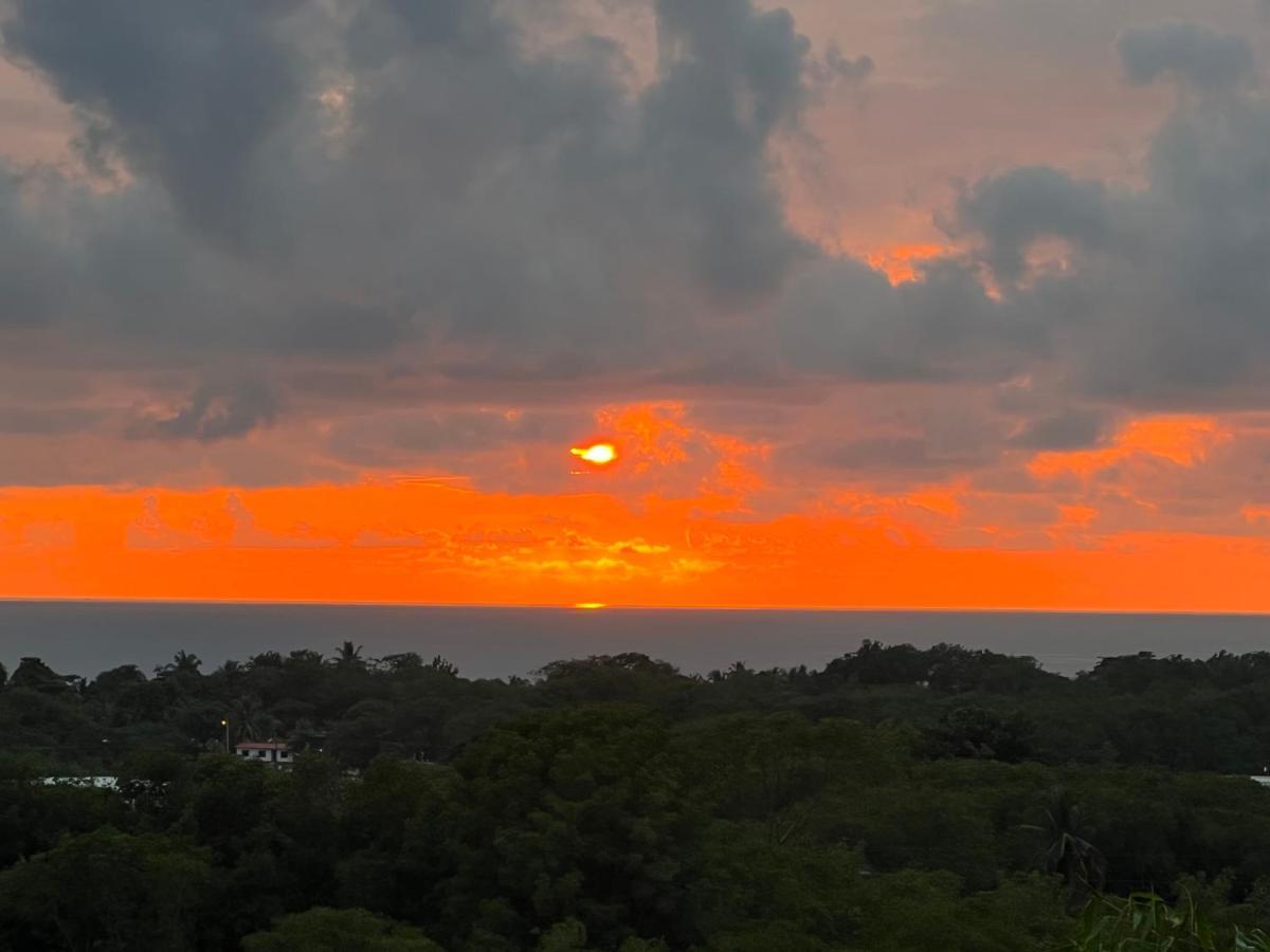 ホテル Puesta Del Sol ケポス エクステリア 写真